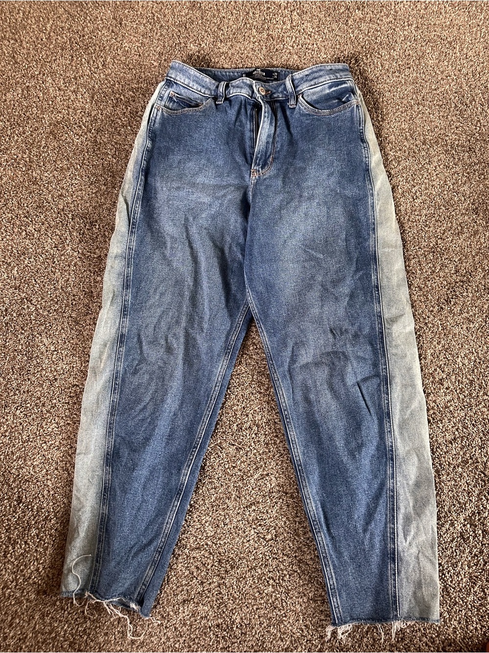 Hollister Two-Tone Denim High-Rise Mom Jeans